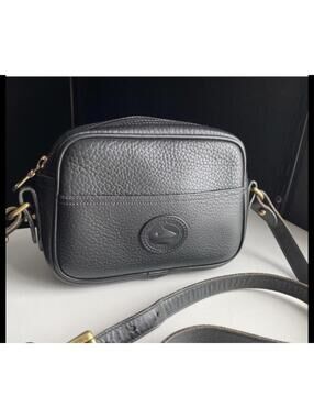 Vintage peppled leather Dooney & Bourke bag